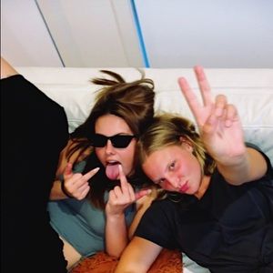 Meet your Posher, Chloe